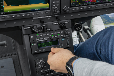 The GFC 600H flight control system brings advanced safety features to the Bell 505 helicopter. (Photo: Business Wire)